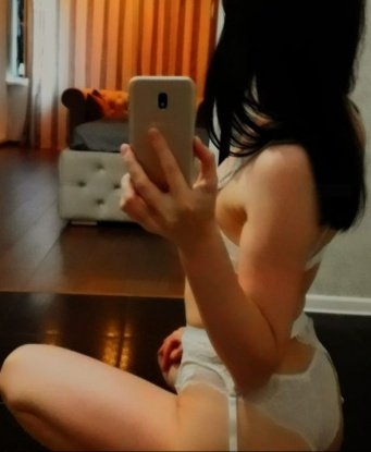 Искушенная и строптивая любовница с шикарной внешностью готова подарить тебе океан страсти и жарких эмоций. Я знаю, чего хочешь ты, и готова удовлетворить все твои сокровенные желания. Звони, не стесняйся! 7559, 29 лет